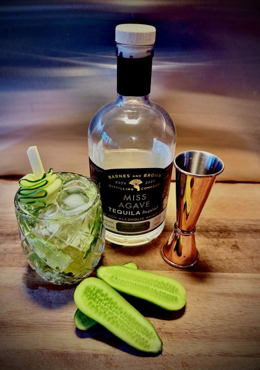 Barnes%20Brown%20Miss%20Agave%20Tequila%20Non-Alcoholic%20Spirit%20700ML%20Singapore%20-%20Image%205