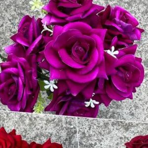 BUNGA MAWAR BELUDRU BESAR SL 7 CABANG B8118 BUNGA PLASTIK ARTIFICIAL DEKORASI WEDDING BUKET
