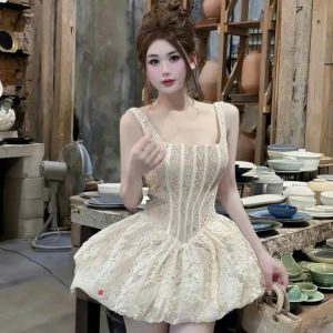 Đầm thiết kế đi tiệc đầm tiểu thư dạ hội ngắn Ren hoa nổi cao cấp hai dây chiết eo tùng bí bồng