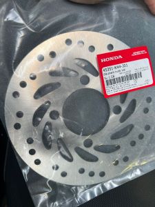 Đĩa trước zin hãng xe Vision đời 2015 2016 2017 2018 2019 2020. Version 2