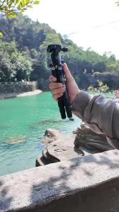 2026 AOKA CMP163C 496g Max Loading 3kgs Lightweight Table Mobile DSLR Carbon FiberTripod for Camera Phone