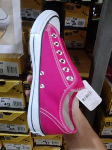 รองเท้าผ้าใบGoldcityรุ่น G1207มีไชส37-47 ส่งพร้อมกล่องใส่สบาย