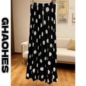 GHAOHES กระโปรงยาวปานกลางลายจุด ทรงลำลองสไตล์เกาหลี เอวยางยืด กระโปรงอัดพลีททรงเอ-ไลน์ 3สี เนื้อผ้านุ่ม