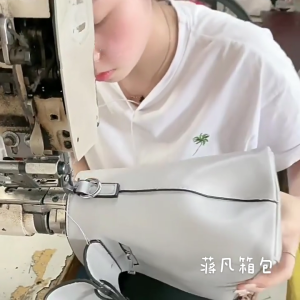 Túi đeo chéo hiện đại với thiết kế hoa chức năng của phụ nữ túi xách ví đeo vai cho giản dị hoặc prom dịp