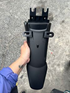 Dè biển số xe Jupiter V MX Gravita hay Chắn bùn bánh sau chính hãng Yamaha