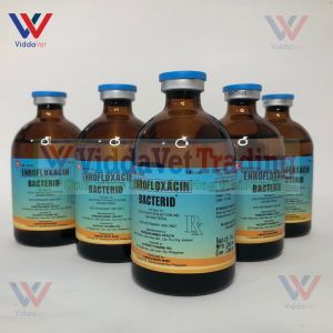1 bot 100ml Bacterid Unahco Bacterid for animals bacterid pig safety bacterid for pigeon univet bacterid