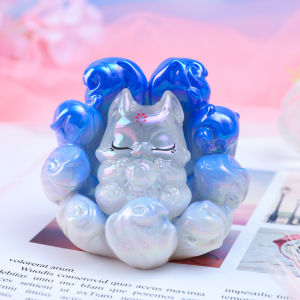 Mô Hình Cửu Vĩ Cáo Nhỏ Ôm Ngọc Phát Sáng Trang Trí