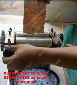 Giá Máy Cán Mực Quay TayCán Cá ĐuốiBò Khô Giá Rẻ Miễn Phí Vận Chuyển