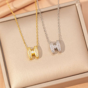 Fashion necklace pendant - Luxury and exclusive small-scale collar chain accessory  【钛钢】日韩 爆款时尚字母H项链女高级感轻奢小众锁骨链饰品