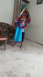 Mainan Anak Laki2 Umur 3_4 Tahun Barongan Jaranan Pecut Kuda Kepang Lumping Caplokan anak spon Murah Gratis Ongkir Bayar Ditempat - Pecut anak2 umur 10 Barongsai Pecut Bopo Entul Topeng Jumantoro Barongan anak2 umur 10 devil jumantoro asli besar Sakral