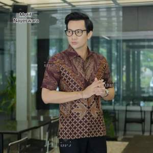 BATIK PUTRA JAWA Motif NAYESWARA Kemeja Batik Pria Slimfit Premium Bahan Katun Lapis Furing
