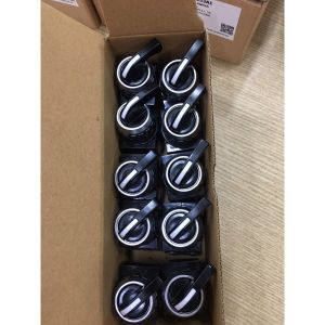 Công tắc xoay 2 hoặc 3 vị trí tự giữ phi 25 cần ngắn hoặc dài Hanyoung Nux
