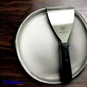 M Kitchen ตะหลิวเกรียงสเตนเลสญี่ปุ่นด้ามพลาสติกสีดำ เกรียงทำอาหาร กว้าง10cm ยาว 24.5cm