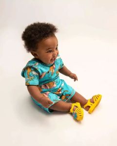 MINI MELISSA KID POSSESION SHOES ( SIZE 22/23 - 30 )