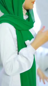 Jilbab hijab kerudung bergo krudung wanita dewasa pashmina instan terbaru new terlaris terkini modern kekinian murah viral 2021 Arrafi AR 447 adem mudah di bentuk cantik bahan baby doll ori premium cantik bayar di tempat COD gratis ongkir