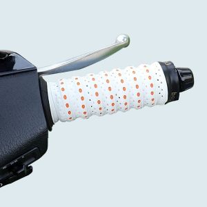 ปลอกแฮนด์มอเตอร์ไซค์สองสีปลอกยางที่จับกันลื่นปลอกแฮนด์แฮนด์จักรยานไฟฟ้าปลอกหุ้มยางนุ่มสบายระบายอากาศ