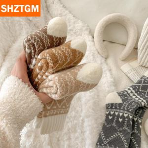 [COD] SHZTGM ถุงเท้ายาวปานกลางอบอุ่น1 5คู่ถุงเท้าถักสไตล์พื้นเมืองถุงเท้าพื้นนุ่มสบายหนาสำหรับฤดูใบไม้ร่วงฤดูหนาวถุงเท้ากลางแจ้ง