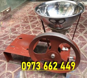 Bệ đùn cám viên cho gà chim. Máy xay xương sụn xay cua ốc đa năng - chưa có mô tơ