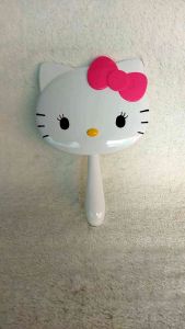 Kaca Cermin Gagang Hello Kitty: Desain Unik & Aksesori Cantik