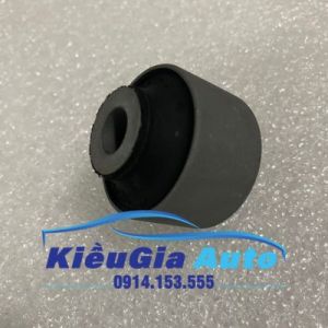 Cao su càng A Nissan Sunny 2013-2019