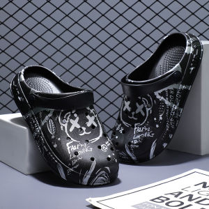 Free Shipping MenS Summer Outdoor Clogs Non-Slip Suitable For Operating Rooms With A Closed-Toe Design Ideal For Driving Sports And Beach Wear Available In Large Sizes