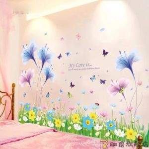 DECAL DÁN TƯỜNG HOA XANH TÍM VÀ CHÂN TƯỜNG HOA CỎ