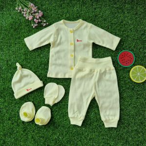 Bộ quần áo sơ sinh cao cấp Bunny cho bé trai bao gồm mũ vớ