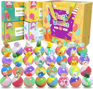 Childrens explosive bath salts with surprises 32 Only contains childrens explosive bath salts Toys featuring land and sea animals Bubble bath bubble balls are suitable for boys as bath toys Interesting birthday gift: handmade safe explosive bath