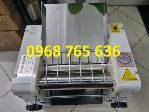 Máy cán bột làm bánh size 30cm chạy điện gia đình Máy cán bột 2 chiều