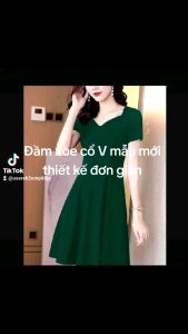 Đầm xòe cổ V mẫu mới thiết kế đơn giãn phong cách hợp thời trang