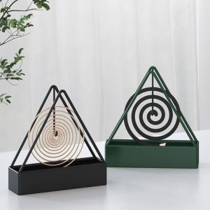 Iron Mosquito Coil Holder Triangular Shape Mosquito Repellent Incense Rack Anti-scald Mosquito Coil Holder 