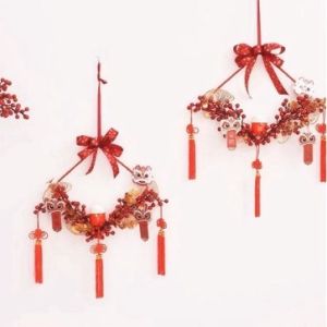 Vòng hoa treo cửa trang trí tết cành đào đông siêu đẹp-kèm đèn QT976