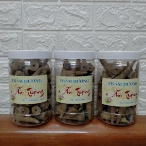 750g trầm hương nụ huế sạch ( 3 hộp tổng cộng 210 nụ to không hóa chất loại 1 ) phù hợp với mọi người