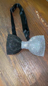 Delicate Pre Tied Bow Tie with Rhinestones Suitable for Parties and Weddings Colorful Collar Bow Tie Necktie