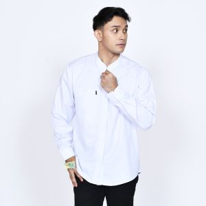 Baju Koko Pria Lengan Panjang Warna Putih Polos Motif Marvel Merek Elrumi