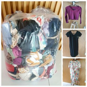 EE KPC NEGOSYO PACKAGE  Assorted Womens CLOTHES    - assorted womens clothes - small to large frmes - 100 pieces - timeless pieces - casual office or party - classic piece - super kapal ng tela - hindi kayo magsisi - our aim is to produce quality clot