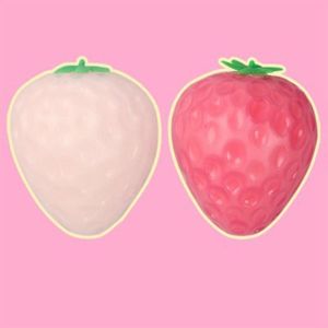 ZSDN MALL Simulated Color-changing Discolored Strawberries Squeeze Toy Fidget Toy Sensory Toy Kids Tricky Doll Cute TPR Pinch Decompression Toy Children