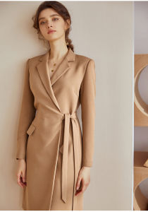 Đầm kem nâu đấp chéo cổ vest tay dài cột eo hông