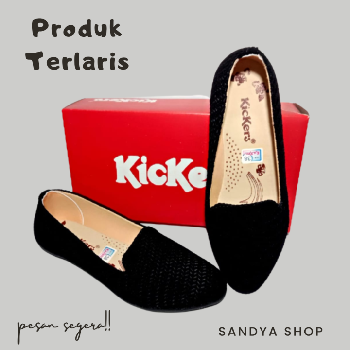 Flat shoes hot sale kickers