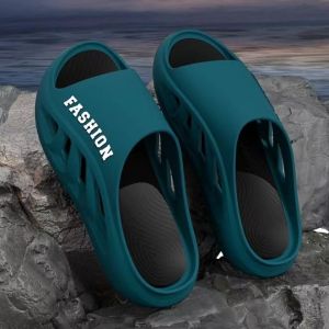 รองเท้าแตะชาย รองเท้าแตะกันลื่นชายพื้นหนานุ่ม ใส่สบาย เข้ากับทุกการแต่งกาย ราคาถูก คุณภาพดี รองเท้ารุ่นใหม่ รองเท้าไปทะเล 