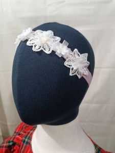 Băng đô turban hoa thêu nhí cho bé gái màu trang nhã được làm thủ công chất thun co giãn tốt bé không khó chịu khi đeo