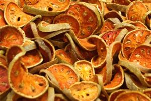 มะตูมอบแห้ง ใช้ทำน้ำมะตูม หอม สดชื่น ดื่มดี