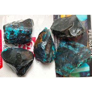 bahan batu bacan doko dominan hitam 1paket isi 3pcs / 4pcs / 5pcs DIKIRIM RANDOM