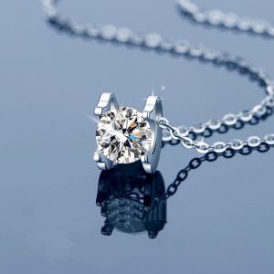 สร้อยคอจี้เพชรczสไตล์เกาหลีน้องน่ารักมากๆงานดีสุดๆใส่แล้วดูหรู