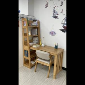 Solid wood desk bookshelf integrated combination home student writing desk bedroom window corner L-shaped bookshelf