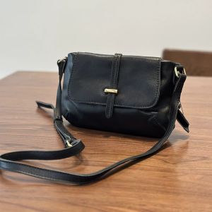 BeeGreen Women Genuine Leather Small Shoulder Bag Retro Thin Messenger Bag Soft Sling Bag Lightweight Phone Bag