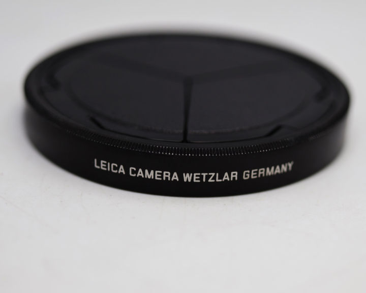 Leica Auto Lens Cap for D-Lux Cameras (Black) Leica 18548