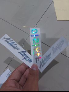 STIKER NAMA HOLOGRAM VIRAL BISA CUSTOM UKURANNAMA DAN FONT