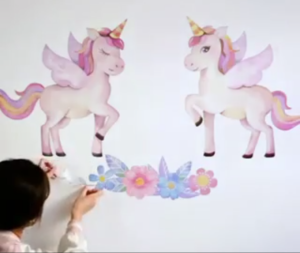 Tranh decal dán tường cho bé nhiều mẫu và sẵn keo dán