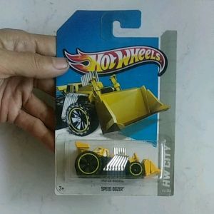 Diecast Hot Wheels Speed Dozer